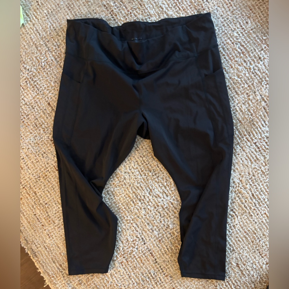 Athleta Black Charcoal Performance Leggings